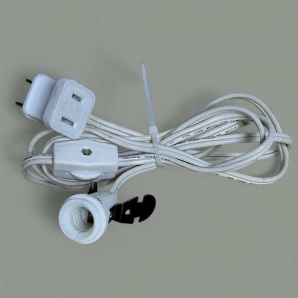 Vintage Village Church St Jude Porcelain Christmas Light Up House Holiday Decor - Picture 11 of 16